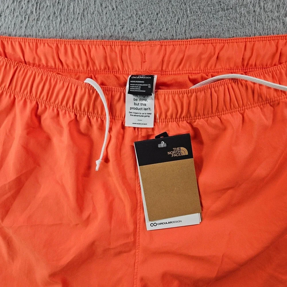 The North Face nwt north